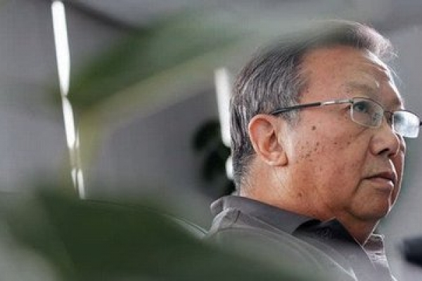 李世鹤-知名校友
