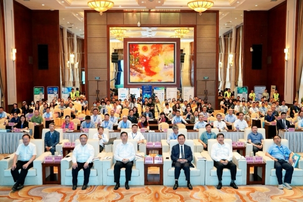 电子科大承办第二届中国智能康复学术与产业大会